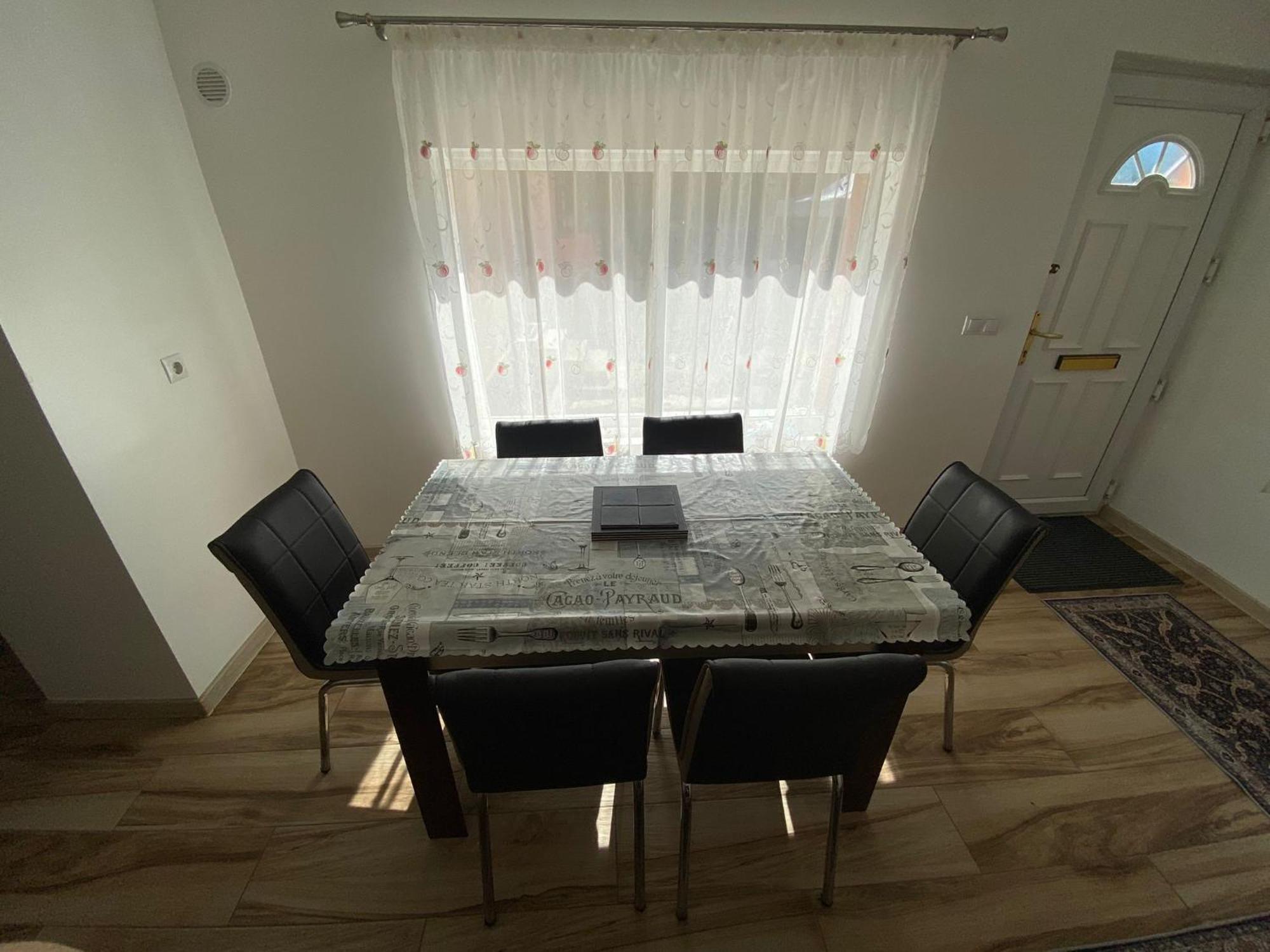 Transilvania Rent Hunedoara Exterior photo